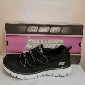 Skechers black/silver sparkle & shine, size 8 nwt